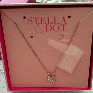 Stella & Dot Delicate Heart Necklace ~ Rose Gold